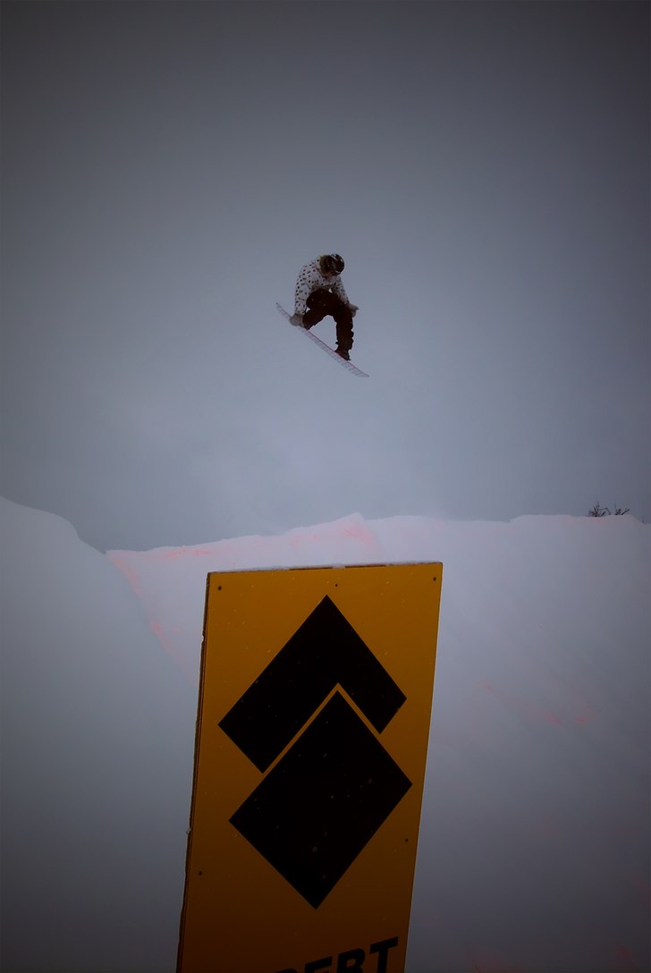 Dubbelt så svart, dubbelt så läskigt.. Foto: Niklas Hultström. Åkare: Peter Lindström.