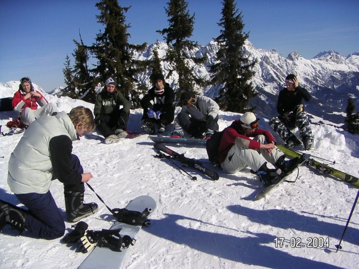 Några polare o jag sitter o väntar på att alla . Foto: Alexander Jönsson. Åkare: Alexander Jönsson mfl..