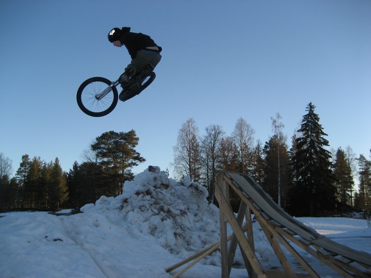 table. Foto: Johan Larsson. Åkare: Fredrik Larsson.