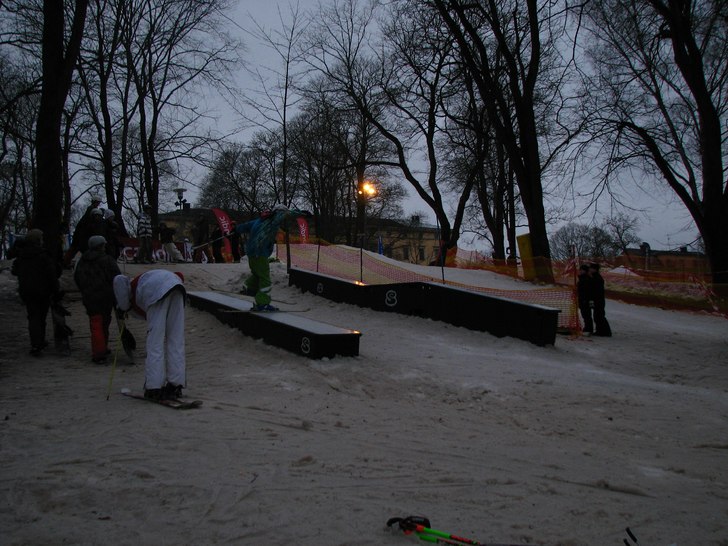 onefoot!!!!!!!! kanske inte så snyggt men ja gör. Foto: simon. Åkare: titti.