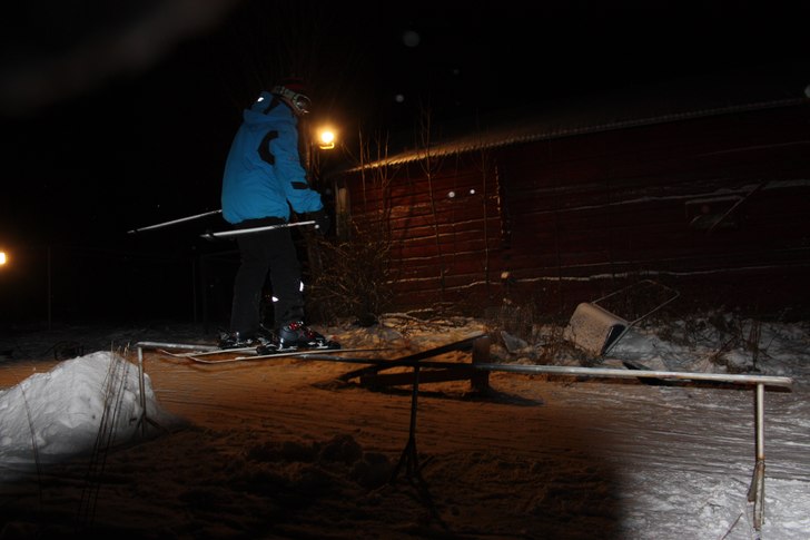 Bild från våran backyard. Foto: Adam Nummelin. Åkare: Richard Enkvist.