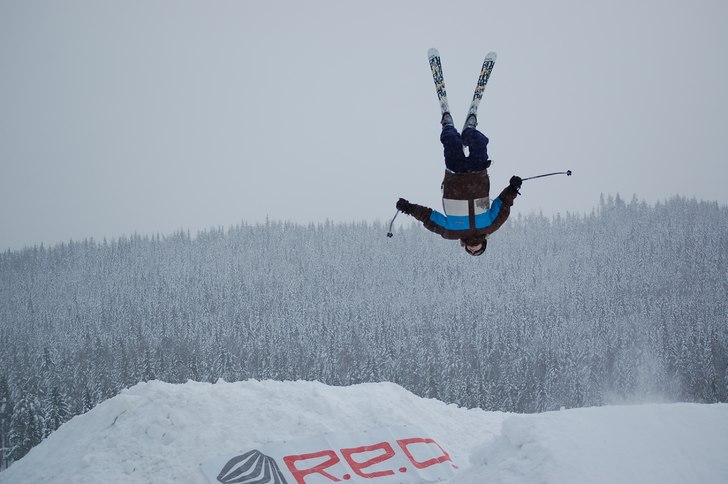 backflip. Foto: peter söderström. Åkare: Sebastian Pantzare.