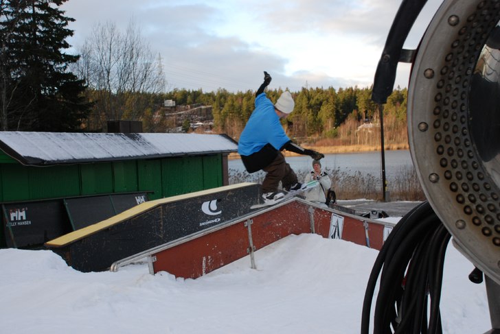 Lattjar i väsjö...5-0. Foto: Jonas Pehrson. Åkare: Eric Svensson.