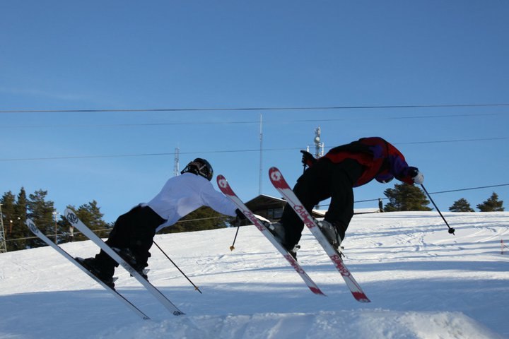 Åkare: Pontus Hansson, Misja Hemmilä.