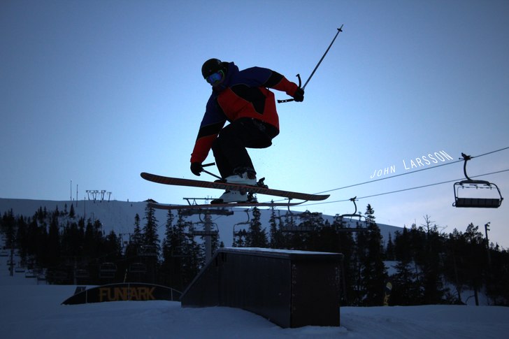 Foto: Olle Sköld. Åkare: John Larsson.