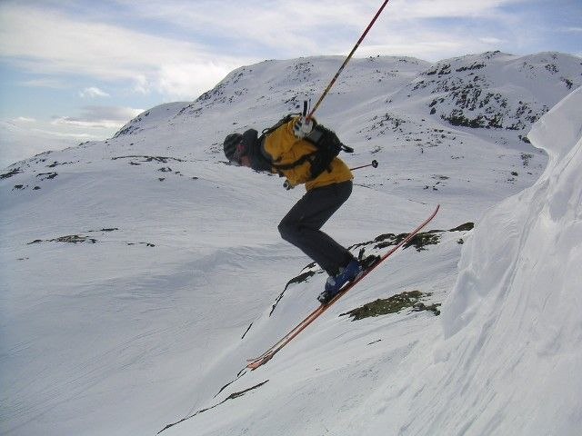 Foto: Robert Niklasson. Åkare: Roberth Jensen.