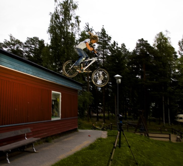ett roofdrop. Foto: oskar hettinger. Åkare: klas morin.
