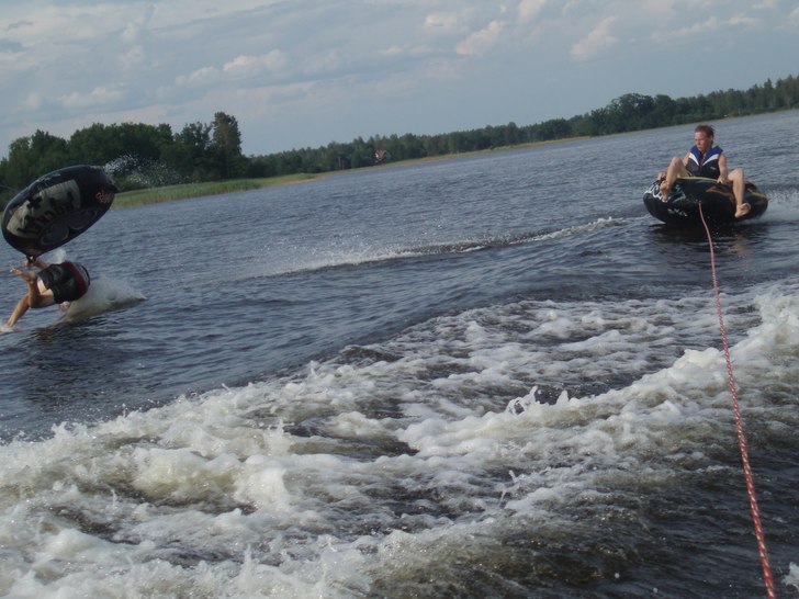 :D finns de nån bättre bild :P. Foto: dankiss. Åkare: jag å calle.