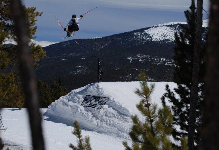Freddan på kameran, jag lägger upp en sw 7. Foto: Fredrik sävenberg, Tiny Penis Productions. Åkare: Pär Hansson.