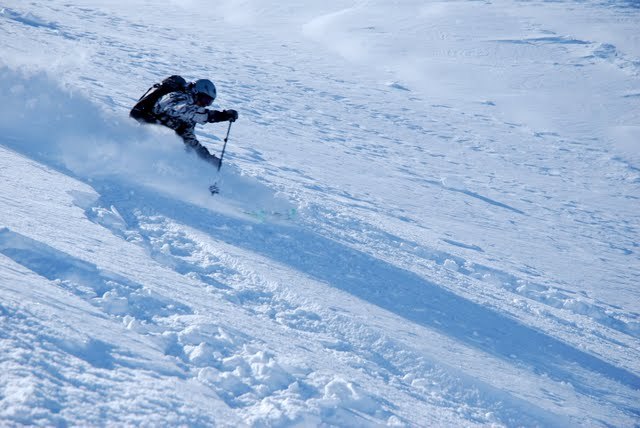 Heliskiing Uzbekistan. Foto: Wojciech Kaminski. Åkare: Tomasz Kaminski.