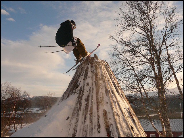 Helt plötsligt drog sig molnen undan och vi fick . Foto: Pelle Frändfors. Åkare: Gustav Frändfors.