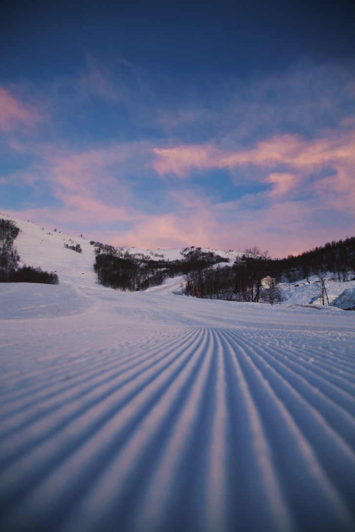 Good morgen 
God morgen ☀️⛷ 
Sola skinner f.