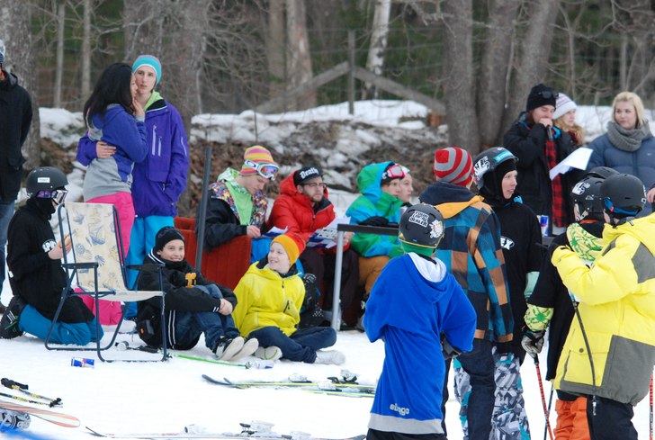 Bruket Big Air 13/3 2011. Foto: Peter Broström. Åkare: Mingel vid domarbordet.