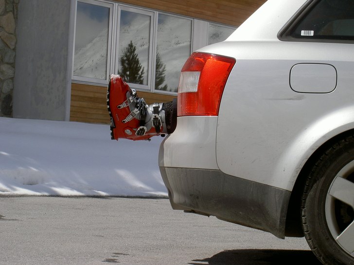 Bilden togs i väntan på en helikopter i Arolla. . Foto: Markus Kempe tror jag att det var. Åkare: Carl Axel Marshall-Davies (Carlaxel i mina Braxer).