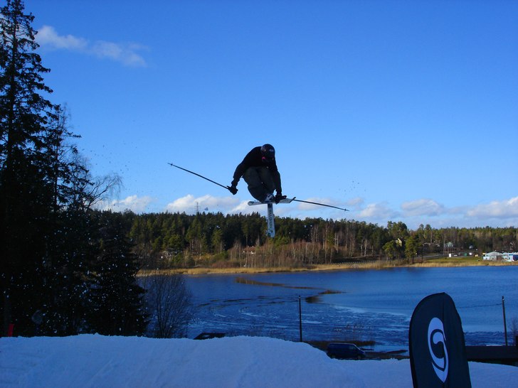 hitta några bilder från förra året... Foto: kommer inte ihåg. Åkare: Simon Delér.
