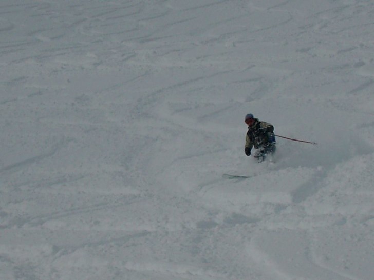 Offpiste kjøring i Auron. 90km nord for Nice.. Foto: Eirik Kroken Mjelde. Åkare: Frode Gyland.