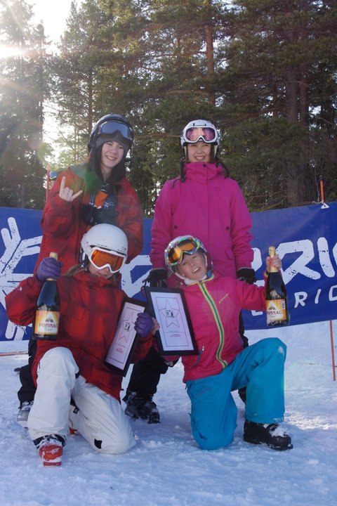 Åkare: Linn Sjölander, Frida Lundblad, Linda Holmsten och Thea Erling.