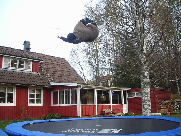 snart får man göra så fast med skidor under fö. Åkare: Fredriiiiiiiikkkk.