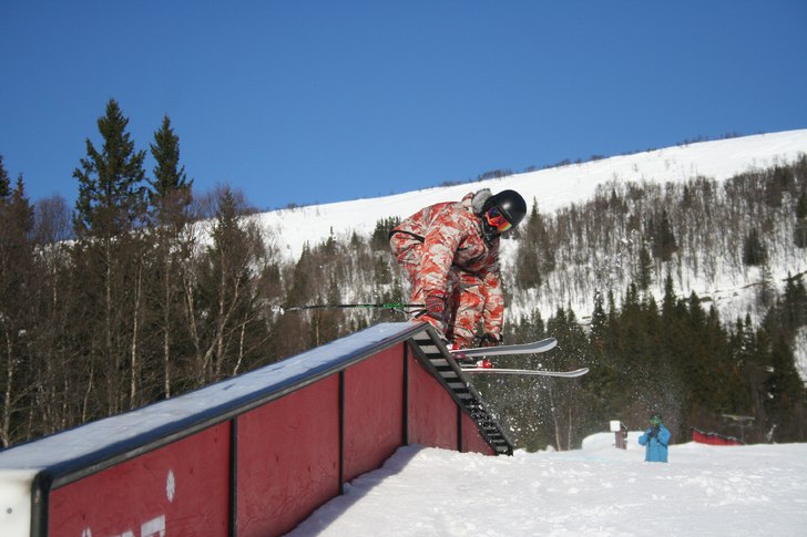 Foto: Fredrik Eriksson. Åkare: stefan Persson.