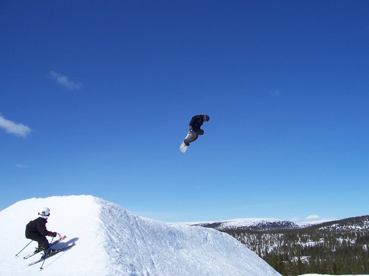 corner (iskall knodd i hörnet :D). Foto: Ingo De Temple. Åkare: Jocke Hammar.