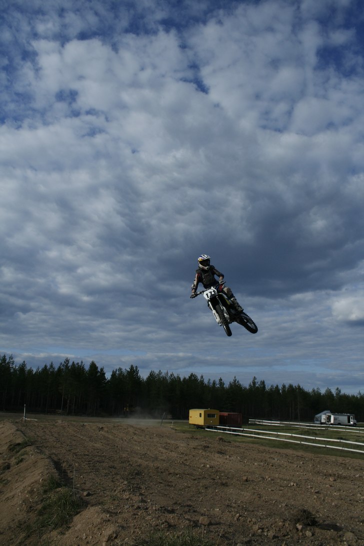whippal lite granna. Foto: hans håkansson. Åkare: jag = jesper höglund.