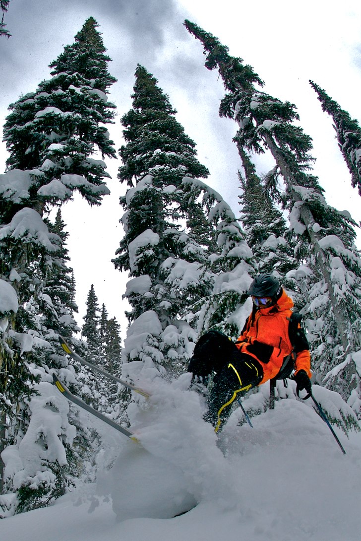 Foto: Canadian. Åkare: Simon Pontér.