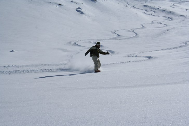 Om någon sekund är kamermannen en snögubbe... Foto: ?. Åkare: Mattias Svensson.