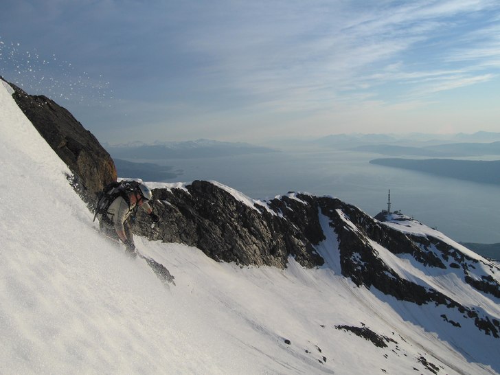 Bildet er tatt ca kl 22:15. Foto: Jan-Arne Pettersen. Åkare: Pål-Eirik Pedersen.