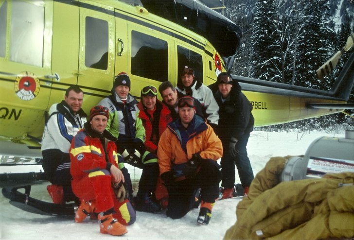 Heliskiing 1 week in BC, canada with powder all da. Åkare: Kjell Cederborg, Klasse Röjning, Johan Lefvert, Anders Gustafsson, Anders waldner.