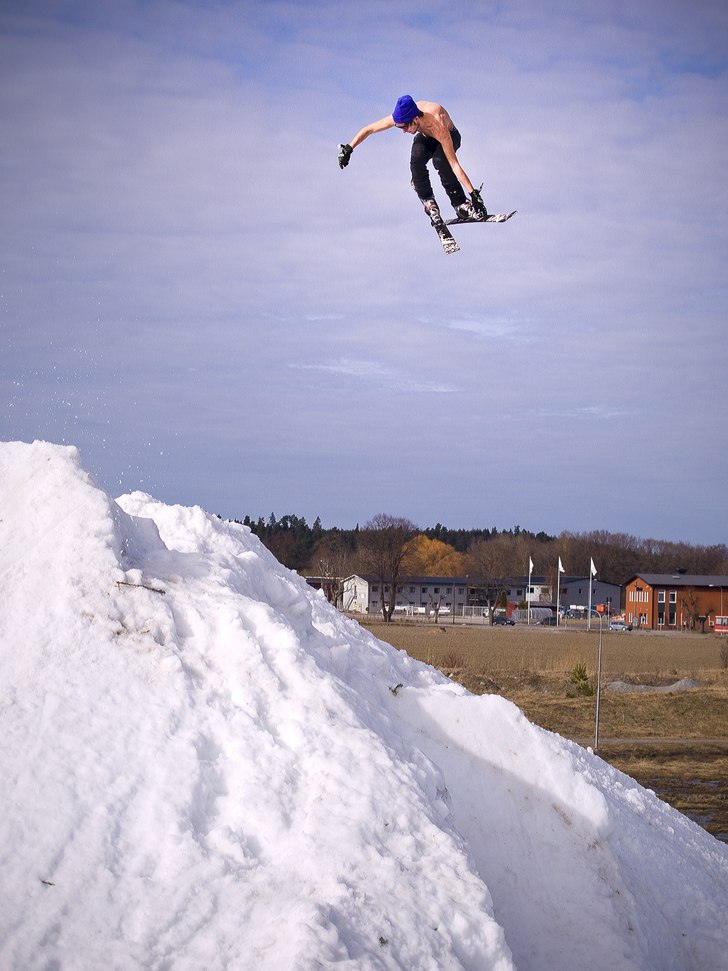 Typ sista dagen på säsongen i stockholm. En tön. Foto: Alexander Runan Runhellen. Åkare: Lucas Julin.
