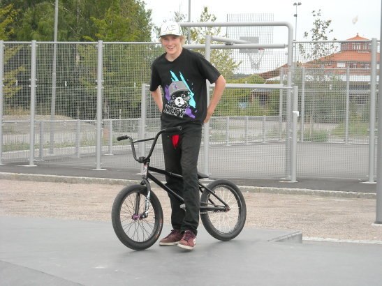 liten vilopaos mitt upp i all cykling:). Foto: jan ericsson. Åkare: john ericsson.