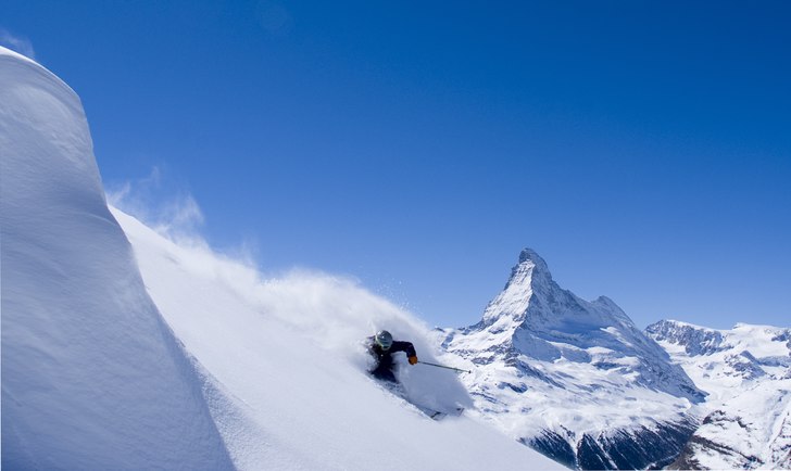 en jävligt go sväng. Foto: Christian Fickler. Åkare: Robin Ljungqwist.
