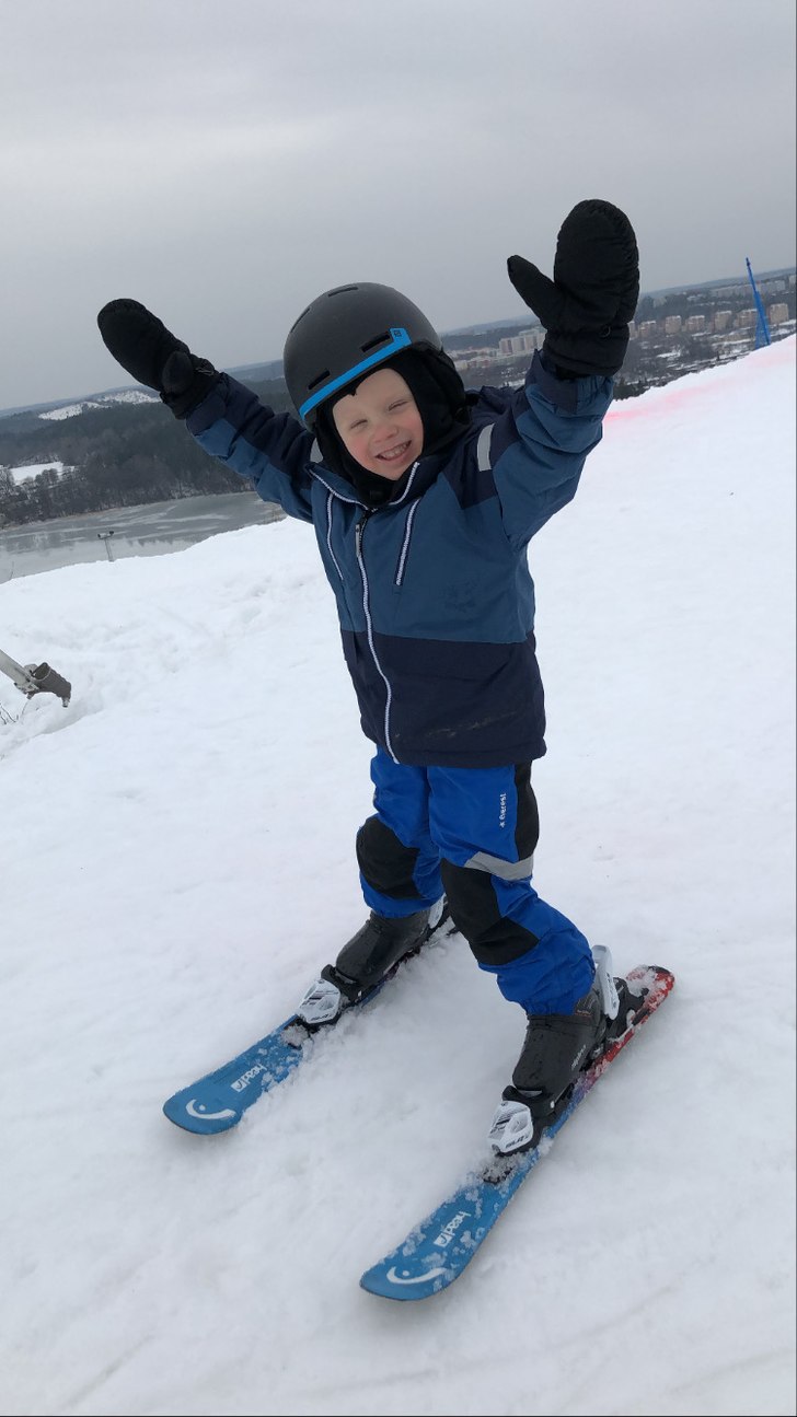 4 år och vågar & vill allt 🤟🏼.