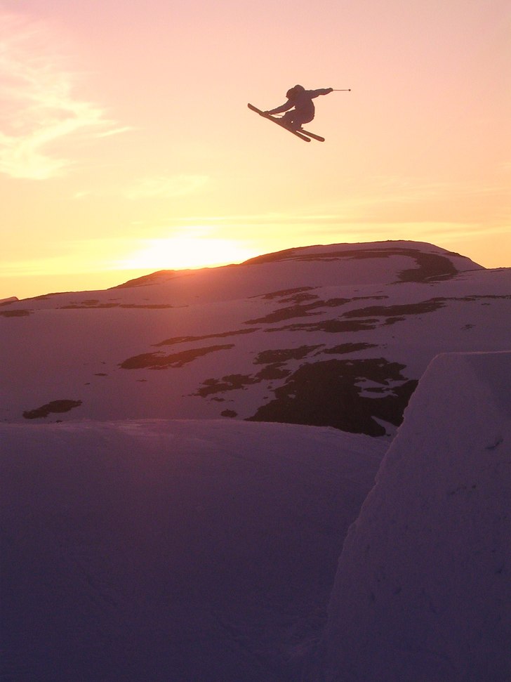 Colby är skön. Tweekar en Zero . Foto: Jacob c'j Gustafsson. Åkare: Colby West.