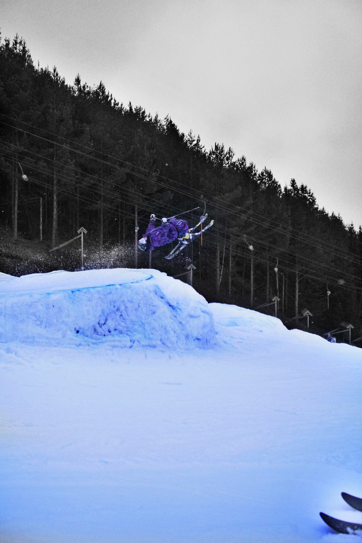 En skön dag i backen :D. Foto: Ajemini. Åkare: Jonathan Sandklef.