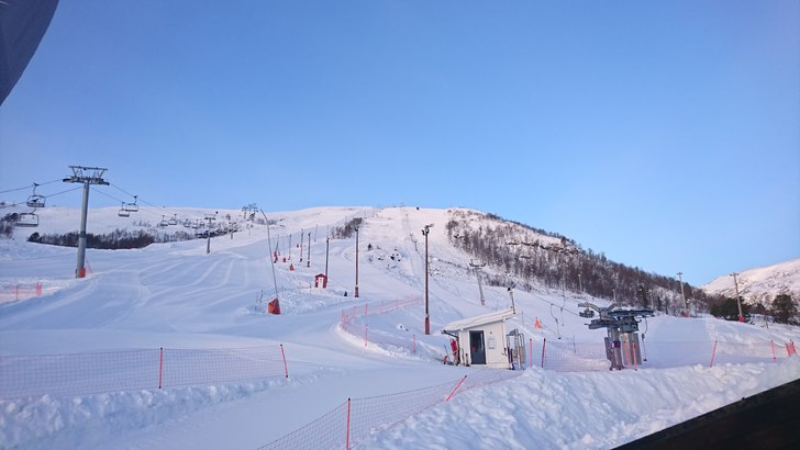 Søndag 5 . Mars
Søndag 5. Mars er det en ny fin .