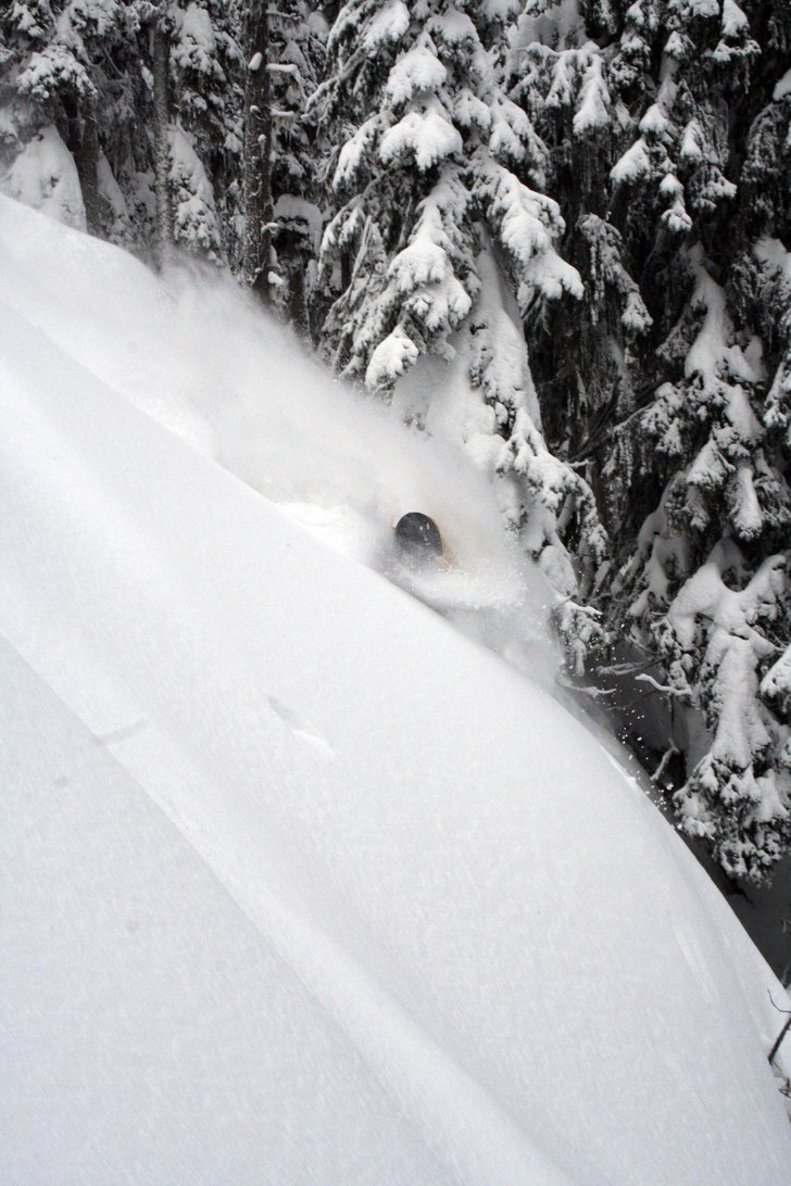 Ingen snö i Sverige.
Ganska gott om det i Kanada. Foto: Henrik Karlsson. Åkare: Tobias Gustafsson.