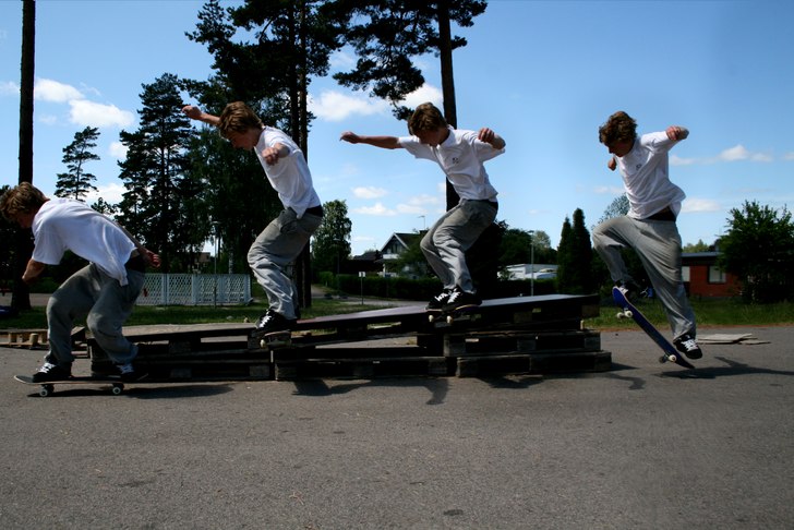 Noseslide, bilden är redigerad av Vincent.. Foto: Axel Åkerlund. Åkare: Vincent Lejtzen.