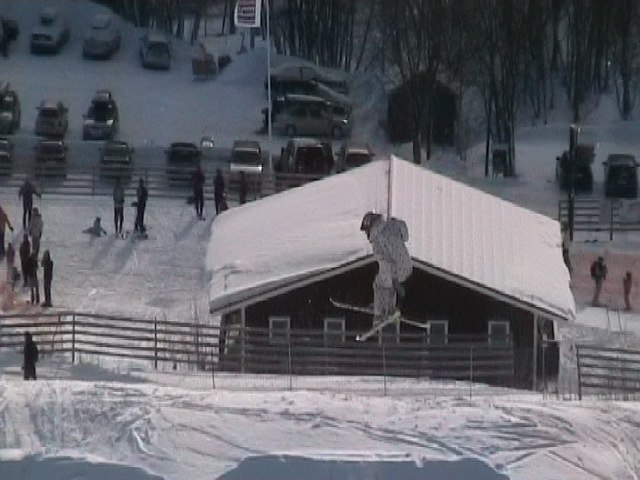 viktor hoppar i det stora hoppet.