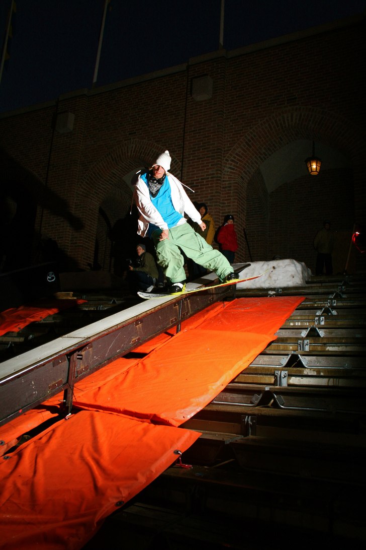 Feet press, duktig kille!. Foto: Simon Berggren. Åkare: Johan Leo Sellin.