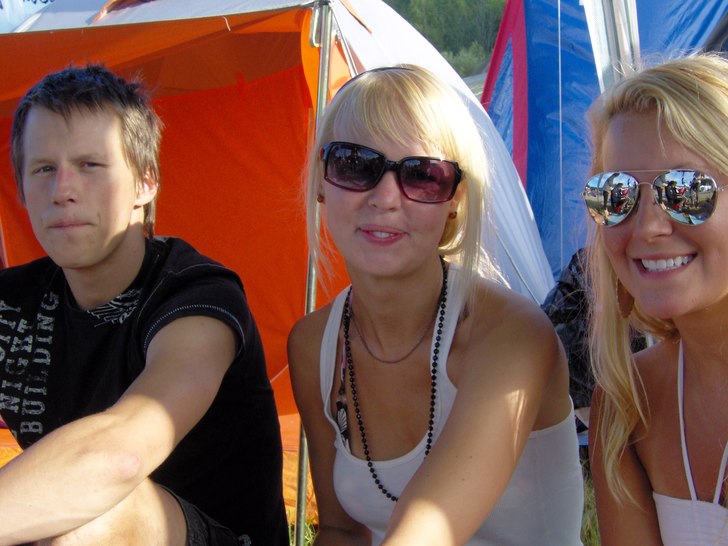 Tre rövare på arvikafestivalen. Foto: Annika Flygge.