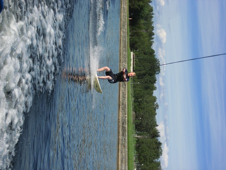 Freeboarding på Storsjön. Foto: Martin Haglund. Åkare: Anton Haglund.