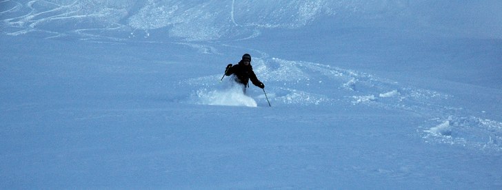 Trevlig säsongspremiär i Zermatt. Foto: Patrick Södermark. Åkare: Anders Holmen.