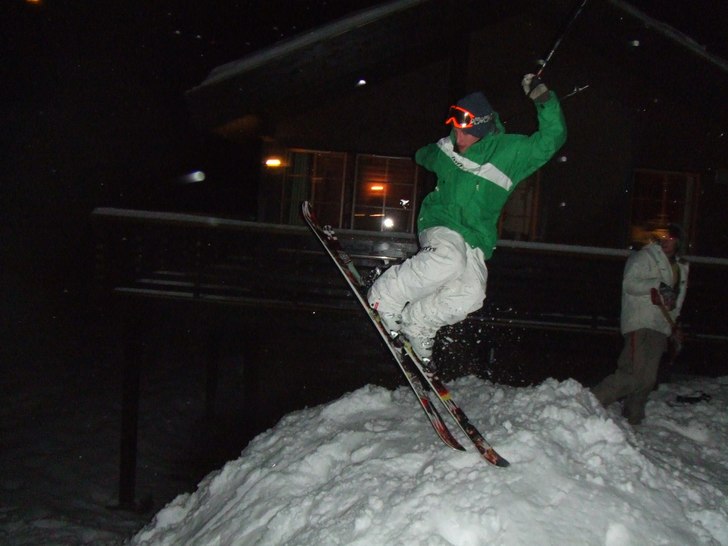 Ute på fyllan och åker lite. Foto: Emma. Åkare: Gustaf.