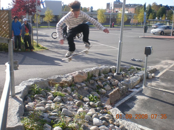 Foto: Emil. Åkare: Jag.