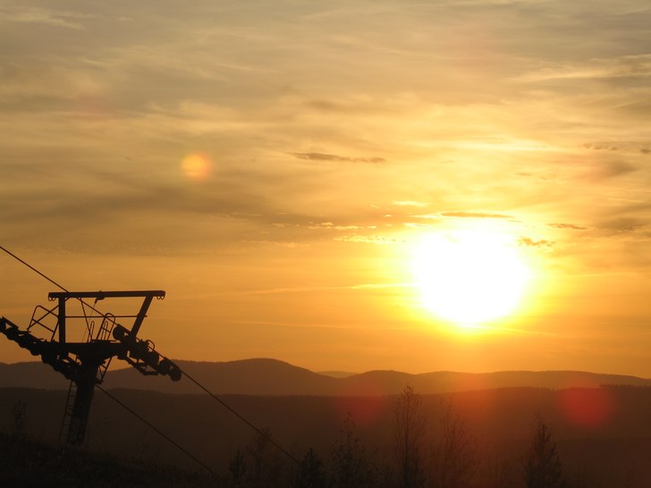 lite "stolt" över denna bild, bland dom. Foto: Emil Engvall. Åkare: ingen.
