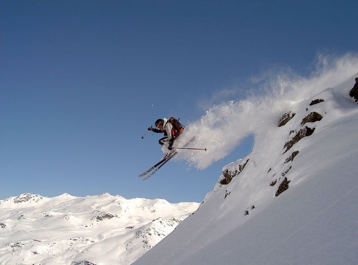 Hoppeli-hopp!. Foto: Joakim Wiberg. Åkare: Martin Bengtsson.