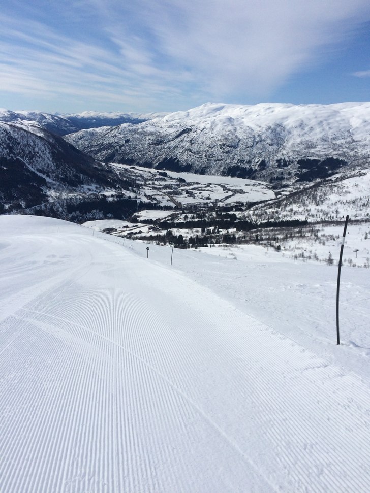 Søndag 24 april, nydeleg ver og føre
Søndag ver.