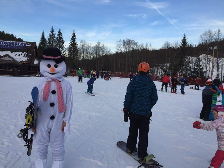 Snømannen var innom idag :)
Vi har gode forhold i.