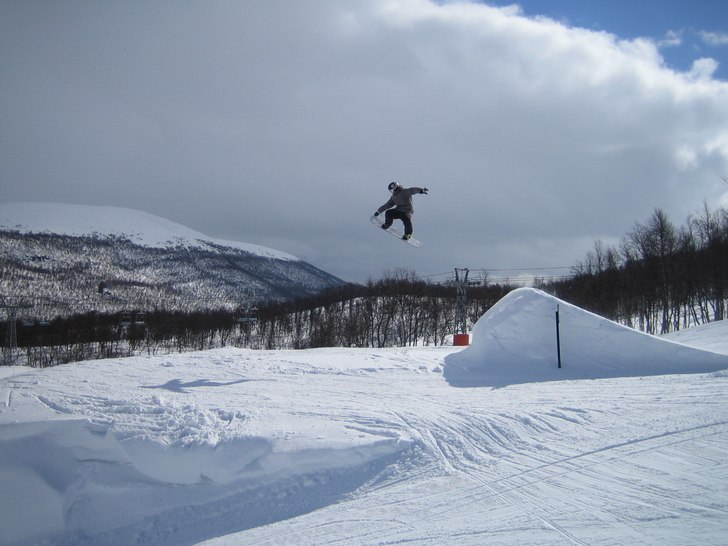 fin nose grab :D. Foto: GUSTAV :D. Åkare: Ollé.